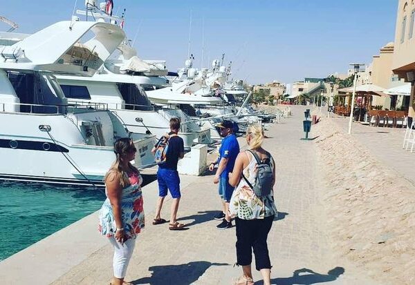 El Gouna Stadtrundfahrt - El Gouna Lagunen Fahrt