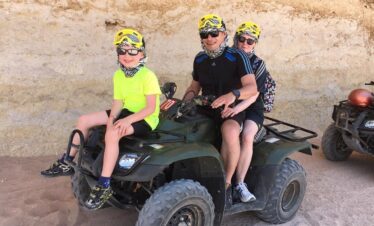 Private 5-stündige Quad Tour zum Beduinendorf ab Hurghada