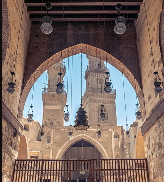 Historische Moscheen in Kairo mit der Alabastermoschee in der Zitadelle